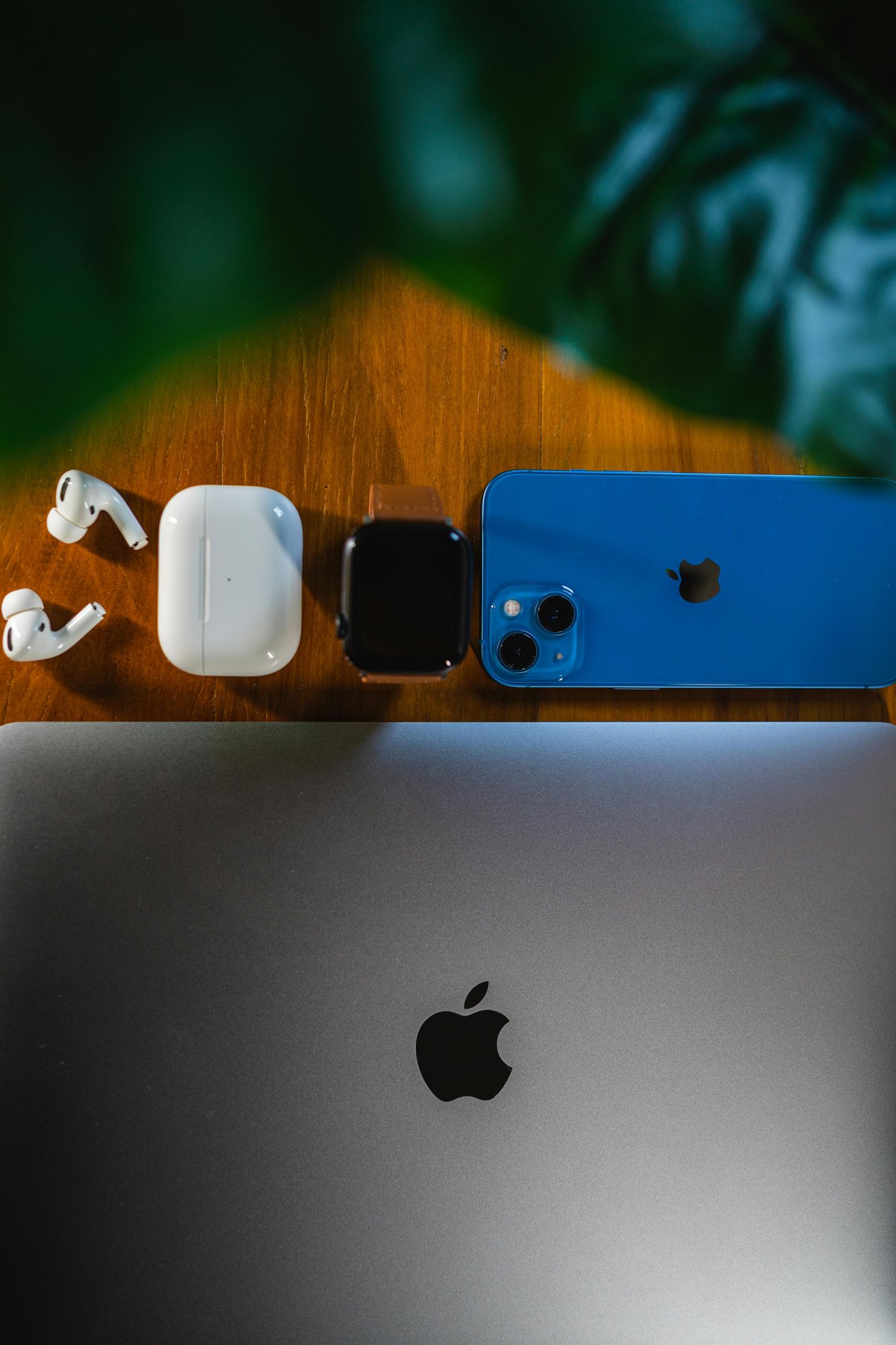 Laptop and smartphone on a modern desk